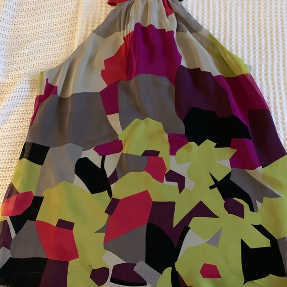 Blouse-Silk Halter Neck- Small- Striking-Size 2-Great preowned like new- - Picture 2 of 10